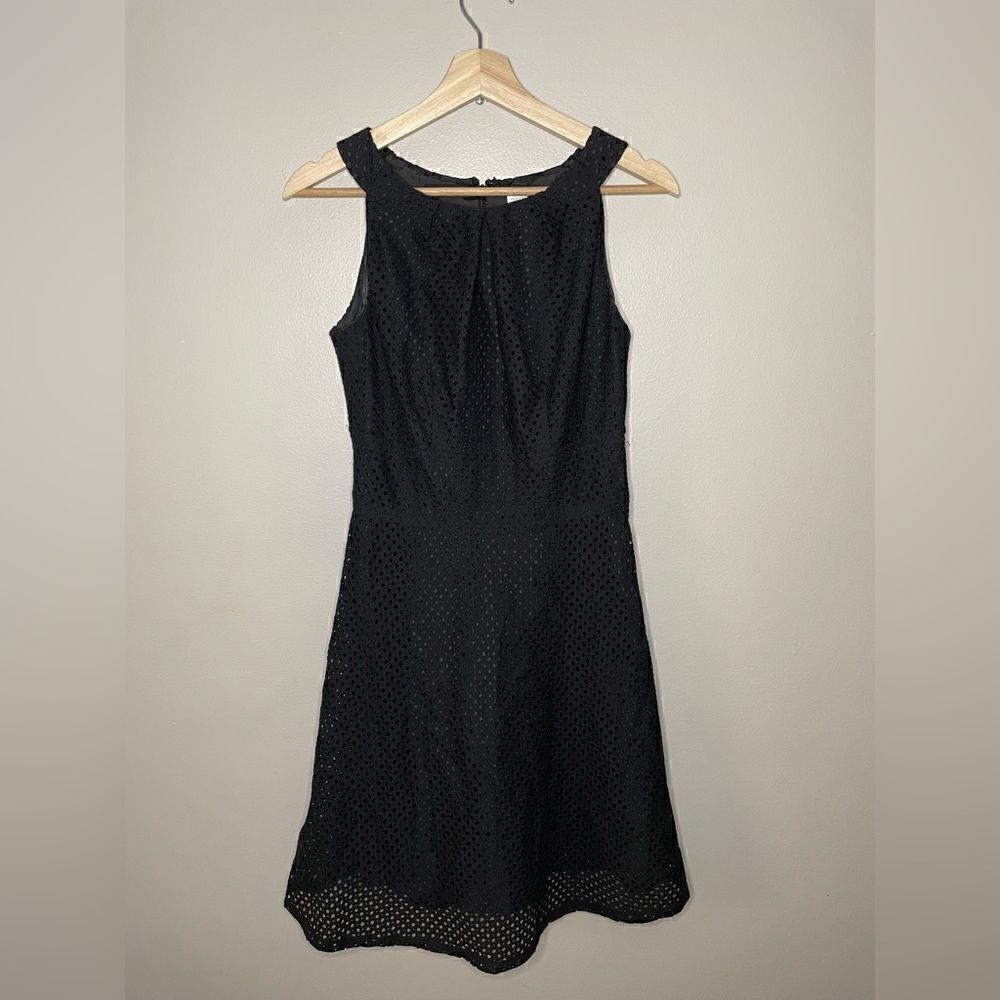 New York & Company Black Sleeveless Cocktail Dress Woman’s Size 2